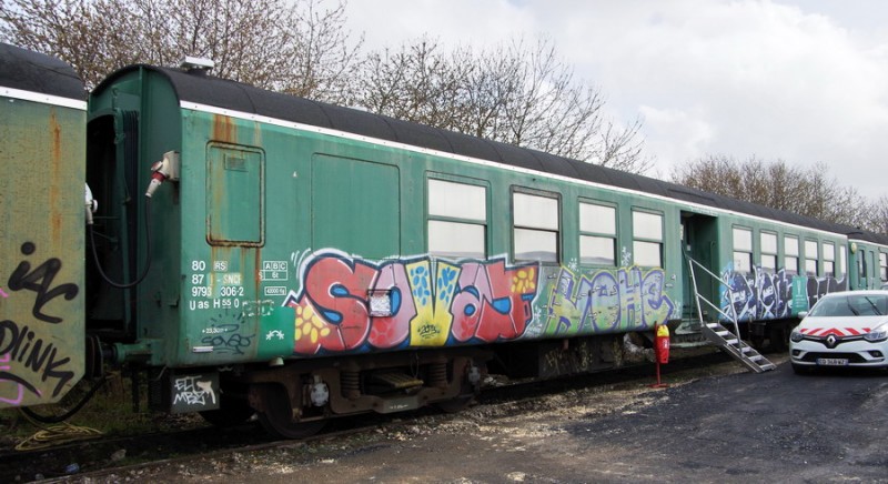 80 87 979 3 306-2 Uas H55 0 SNCF-RS (2018-04-13 Chaulnes) (1).jpg