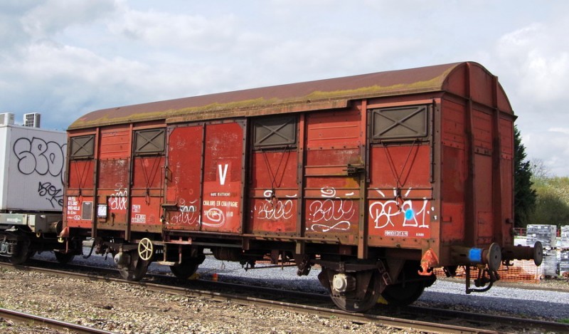 40 87 959 3 403-8 Us G98 2 F SNCF-PSL (2018-04-13 Laon) (2).jpg (163.21 Kio) Vu 2067 fois 40 87 959 3 403-8 Us G98 2 F SNCF-PSL (2018-04-13 Laon) (2).jpg