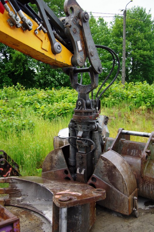 LIEBHERR A 918 Compact (2018-05-14 PN n°37 à Eppeville) Brifer 1 (13).jpg (350.83 Kio) Vu 3044 fois LIEBHERR A 918 Compact (2018-05-14 PN n°37 à Eppeville) Brifer 1 (13).jpg