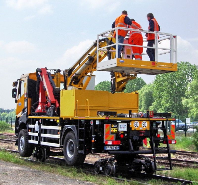 Geismar V2R 840 C-GR (2018-05-16 St Quentin) (2).jpg (258.48 Kio) Vu 5365 fois Geismar V2R 840 C-GR (2018-05-16 St Quentin) (2).jpg