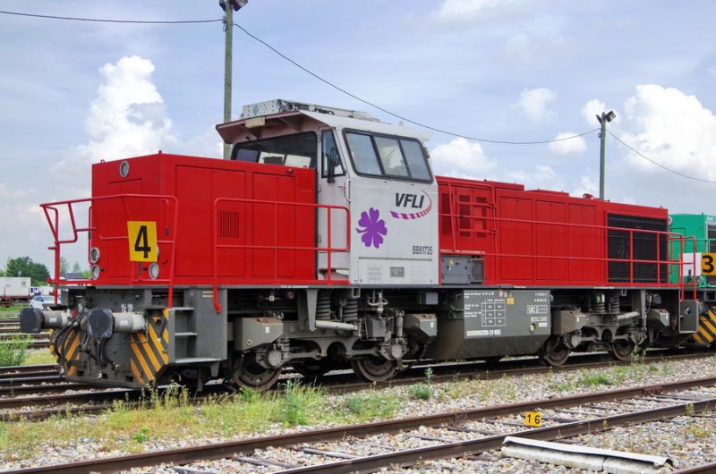 G 1206 BB 5001822 (2018-05-25 Laon) (1).jpg