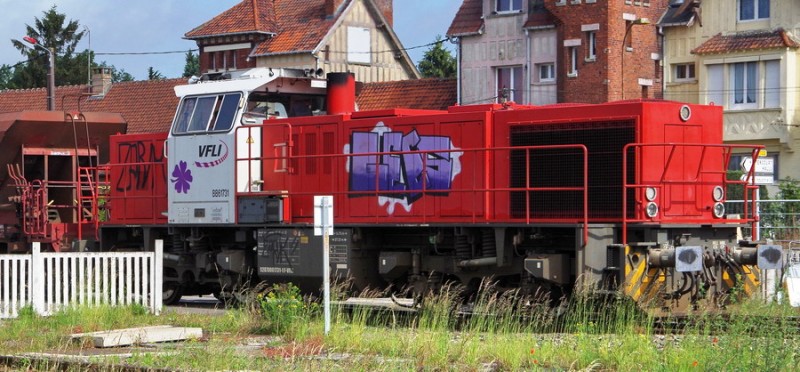 G 1206 BB 500 1814 (2018-05-30 gare de Chaulnes) (2).jpg (177.67 Kio) Vu 3522 fois G 1206 BB 500 1814 (2018-05-30 gare de Chaulnes) (2).jpg