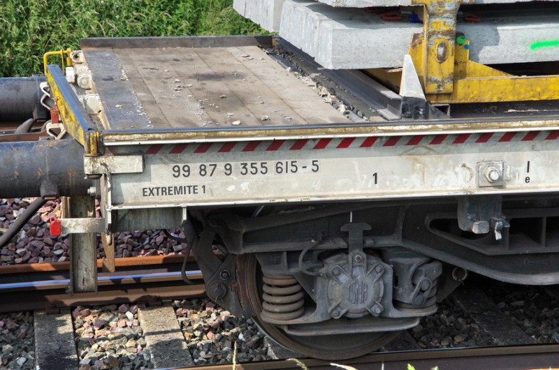 99 87 9 355 615-5 R87 5 (2018-06-04 Marcelcave) (2).jpg (221.4 Kio) Vu 1132 fois 99 87 9 355 615-5 R87 5 (2018-06-04 Marcelcave) (2).jpg