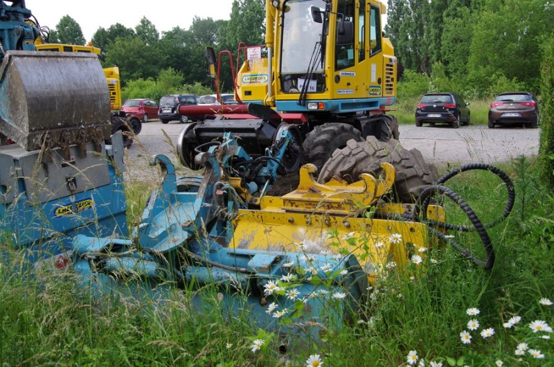 ATLAS 1404 KZW (2018-06-06 Villers-Bretonneux) L'Heureux Rail 2801 (24).jpg