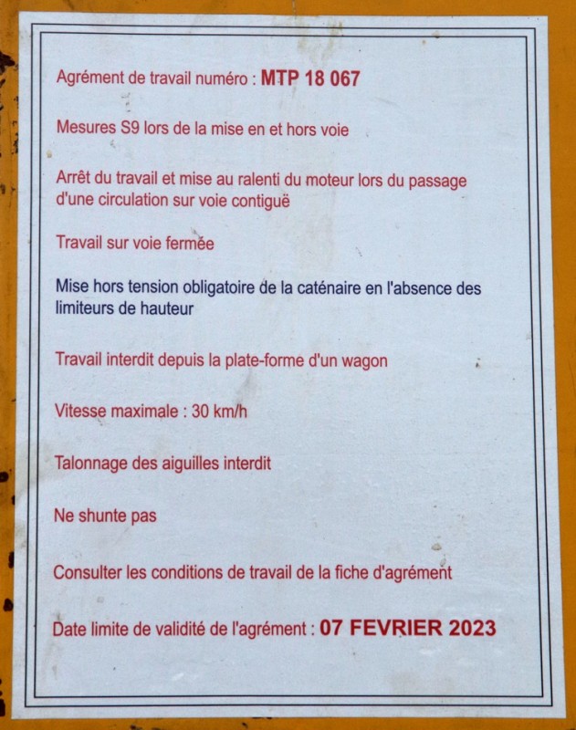 VaiaCar V704 FRS + (2018-07-09 gare de Mézières-sur-Oise) EVL 3 (12).jpg