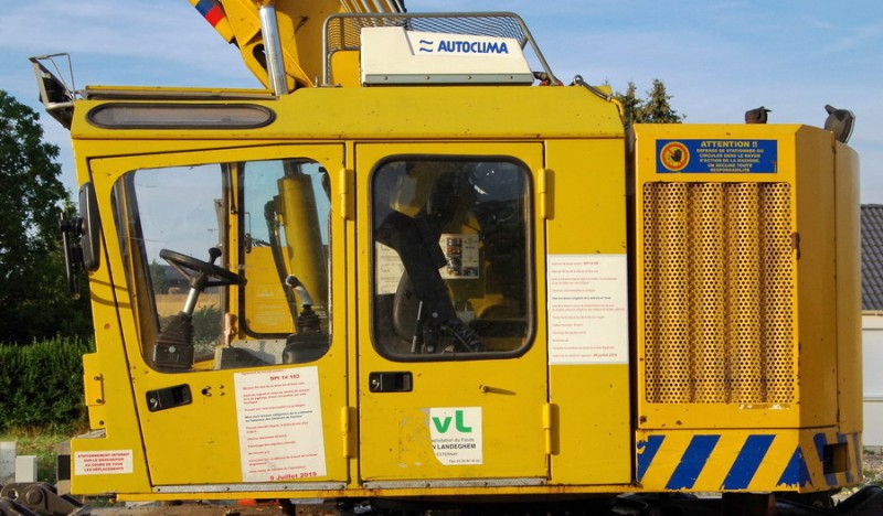 Vaiacar V704FRS (2018-07-09 gare de Maziérèes-sur-Oise) EVL 10 (12).jpg