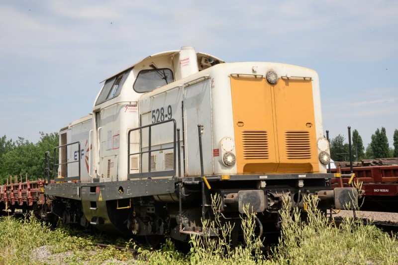 99 87 9 182 528-9 (2018-07-03 Base de travaux de Douai).jpg (175.41 Kio) Vu 9042 fois 99 87 9 182 528-9 (2018-07-03 Base de travaux de Douai).jpg