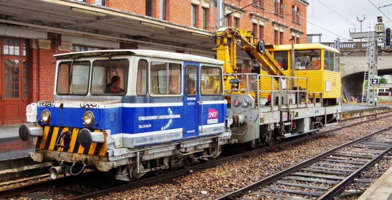 99 87 9 762 021-3 (2018-08-13 gare de St Quentin) Mauzinette 1 (22).jpg