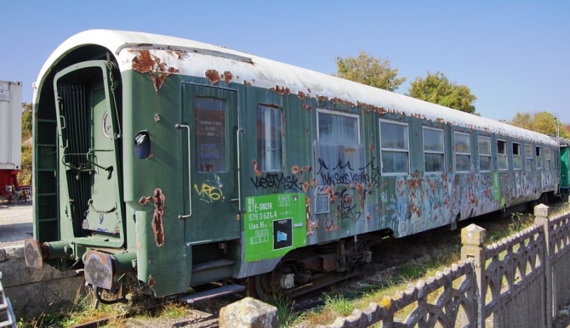 80 87 979 3 621-4 Uas H55 0 D-SNCFR (2018-10-10 gare de Guignicourt) (4).jpg (164.11 Kio) Vu 2978 fois 80 87 979 3 621-4 Uas H55 0 D-SNCFR (2018-10-10 gare de Guignicourt) (4).jpg