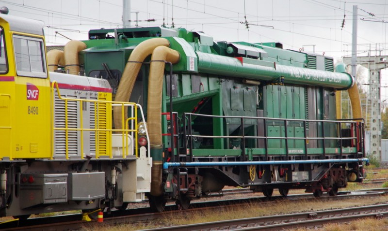 80 97 974 7 805-0 Ua W48 2 F SNCF-PN (2018-10-30 Saint Quentin) (2).jpg