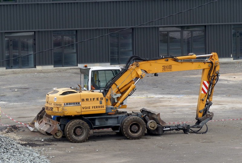 Liebherr 316 (2018-07-01 IMATEQ SPDC) (1) .jpg (199.77 Kio) Vu 6541 fois Liebherr 316 (2018-07-01 IMATEQ SPDC) (1) .jpg