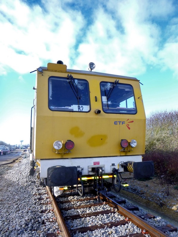 99 87 9 122 505-0 - 108-32U n°2617 (2018-12-11 Trappes ZD) (6).jpg