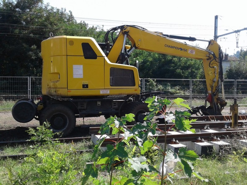 CATERPILLAR 22F - CP500102 - Champenoise le 07-08-2018.jpg