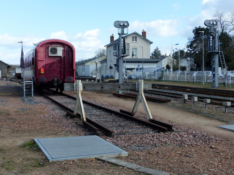 (44) 80 87 979 3 416-9 Uas H 55 0 F-SNCF-TR (2019-03-11 gare de Joué-les-Tours) (13).jpg