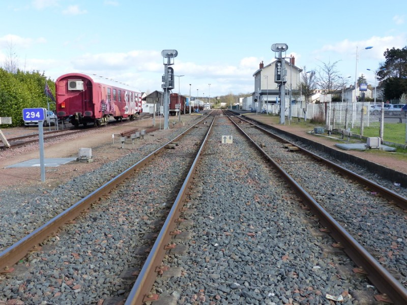 (43) 80 87 979 3 416-9 Uas H 55 0 F-SNCF-TR (2019-03-11 gare de Joué-les-Tours) (11).jpg