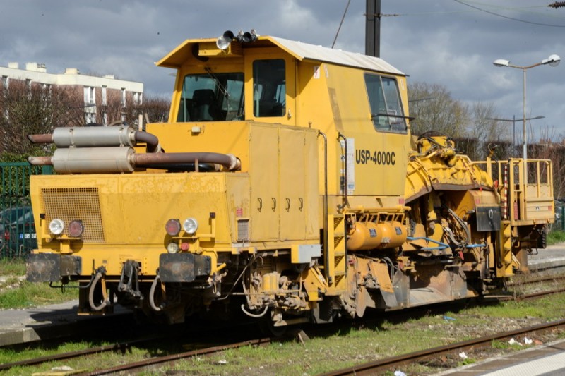 99 87 9 125 505-7 USP 4000 C (2019-03-11 gare de Douai) (2).jpg