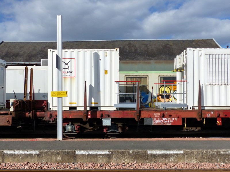 80 87 979 4 057-0 Uas R54 2 F SNCF-LM (2019-03-11 gare de Joué-les-Tours) (2).jpg