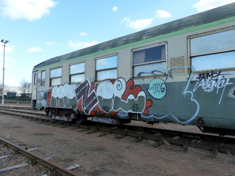 80 87 979 0 650-6 Uas H55 0 F-SNCFR (2019-03-11 gare de Joué-les-Tours) (10).jpg