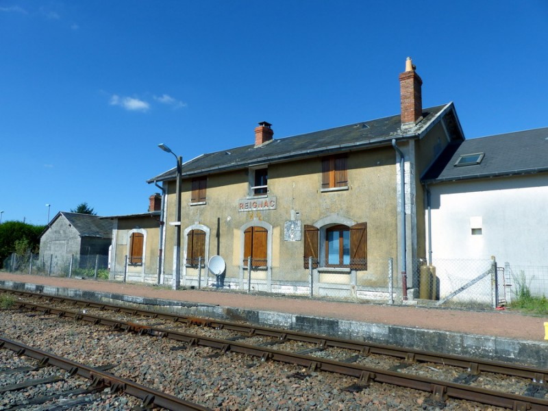 gare de Reignac-sur-Indre (8).jpg