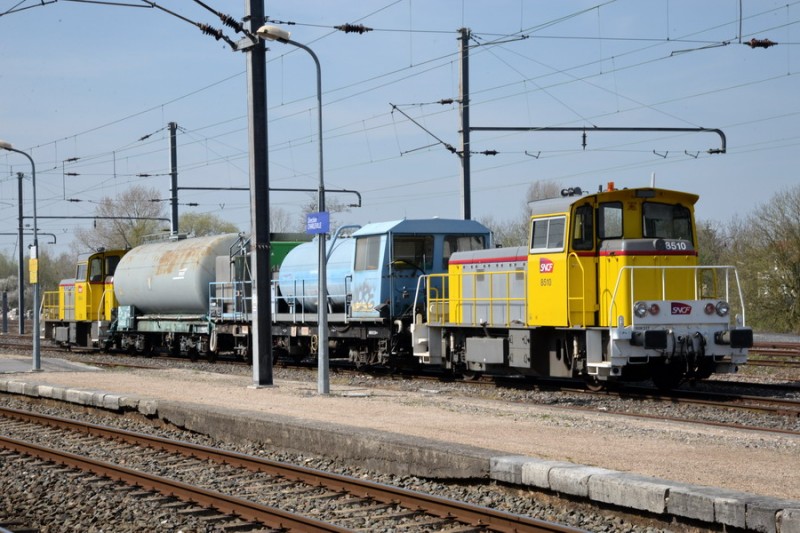 Y 8510 (2019-04-06 Armagne Lucquy) + Y 8346.jpg (201.4 Kio) Vu 9782 fois Y 8510 (2019-04-06 Armagne Lucquy) + Y 8346.jpg