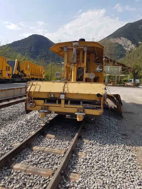 matisa R7 S n°6220 (2019-04-00 Villars-sur-Var) (4).jpg (296.26 Kio) Vu 4924 fois matisa R7 S n°6220 (2019-04-00 Villars-sur-Var) (4).jpg