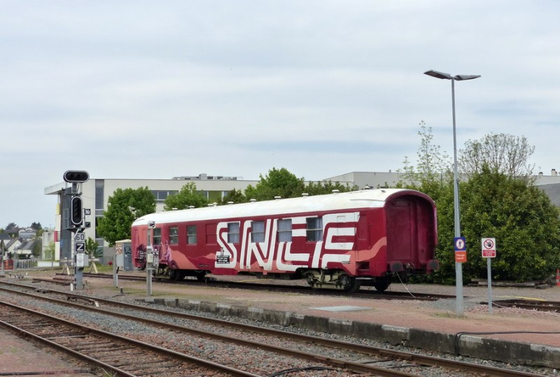 (7) 2019-04-21 (13) gare de Joué-les-Tours PK 241,192.jpg (175.55 Kio) Vu 9691 fois (7) 2019-04-21 (13) gare de Joué-les-Tours PK 241,192.jpg