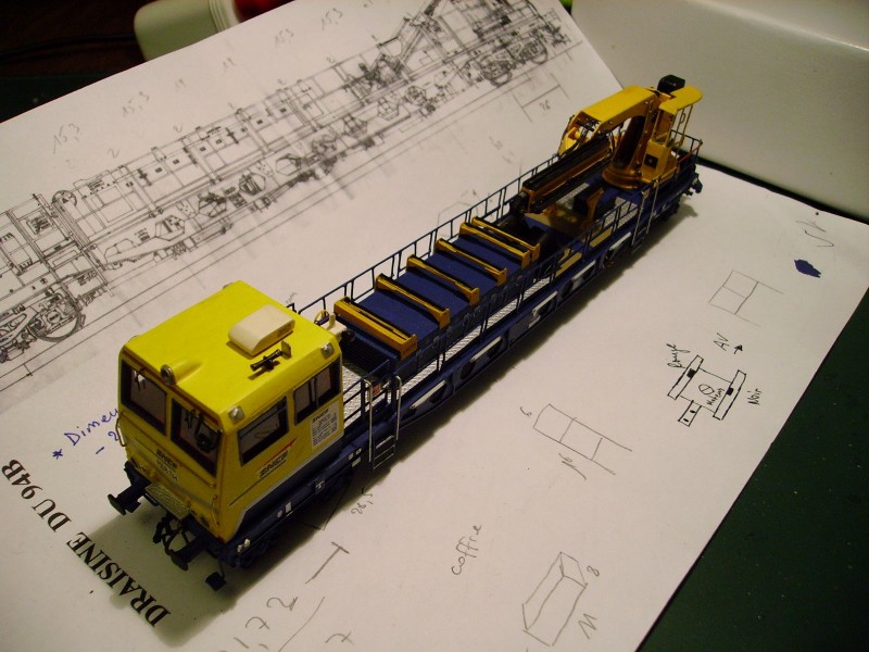 DU94B...jpg