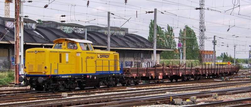 92 87 0 211 006-7 F-OFR (2019-05-07 Amiens) (2).jpg