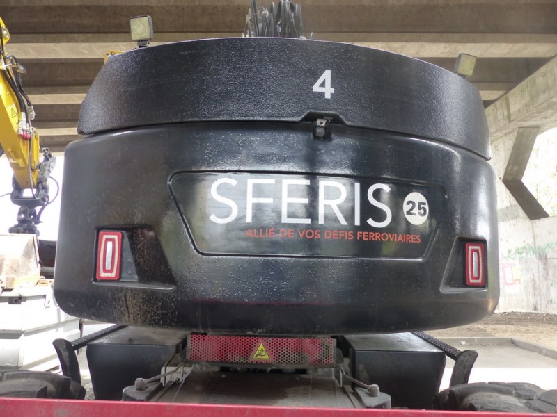 ATLAS 1404 KZW n°241Z301930 (2019-05-19 Tours) SFERIS 4 (19).jpg (202 Kio) Vu 3477 fois ATLAS 1404 KZW n°241Z301930 (2019-05-19 Tours) SFERIS 4 (19).jpg