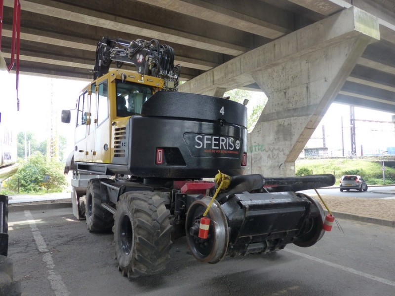 ATLAS 1404 KZW n°241Z301930 (2019-05-19 Tours) SFERIS 4 (18).jpg (196.4 Kio) Vu 1598 fois ATLAS 1404 KZW n°241Z301930 (2019-05-19 Tours) SFERIS 4 (18).jpg