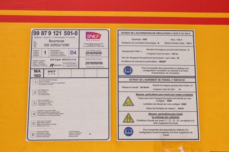 99 87 9 121 501-0 - 109-3XR Dynamic N°3191 (2019-05-21 gare de Gien) (2).jpg