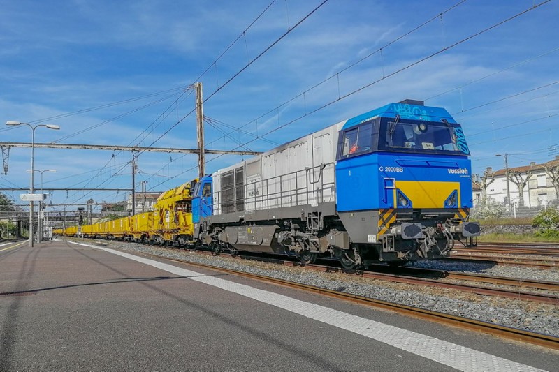 (2) G 2000 BB 5001758 Train de coupe.jpg