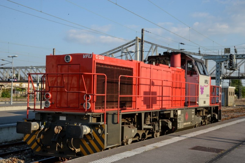 G 1206 BB 5001820 (2019-04-16 Tergnier) marche HLP Dunkerque Compiègne.jpg