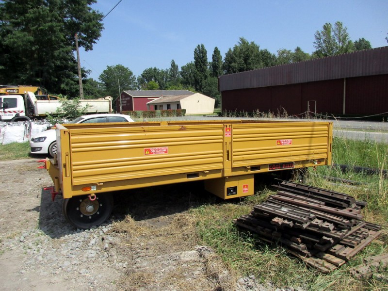 Remorque UNAC 15 TRR (2019-06-28 Sainte-Foy-la-Grande) n°NRN 00012U Egenie (1).jpg