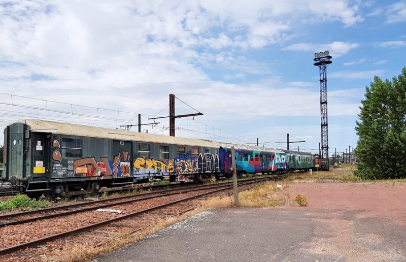 80 87 979 3 408-0 Uas H54 6 SNCF-TR (2019-07-03 SPDC) (1).jpg (192.93 Kio) Vu 10500 fois 80 87 979 3 408-0 Uas H54 6 SNCF-TR (2019-07-03 SPDC) (1).jpg