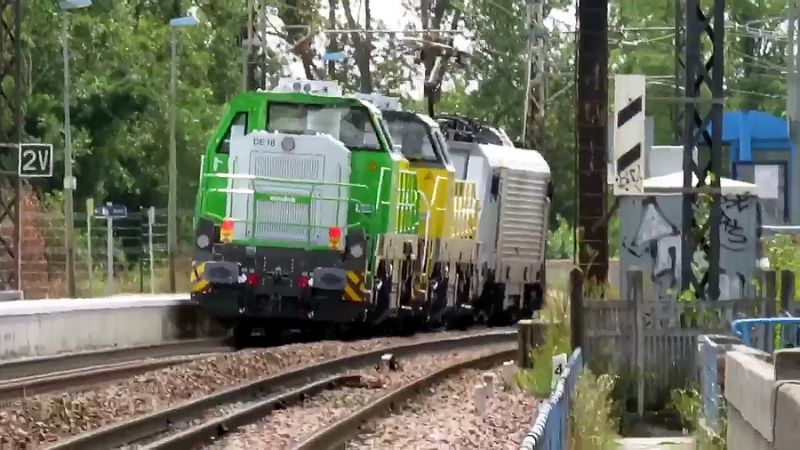 DE 18 5502268 (2019-08-05 Pont de Montlouis) + 37038 + DE 18 (6).png (823.52 Kio) Vu 4310 fois DE 18 5502268 (2019-08-05 Pont de Montlouis) + 37038 + DE 18 (6).png