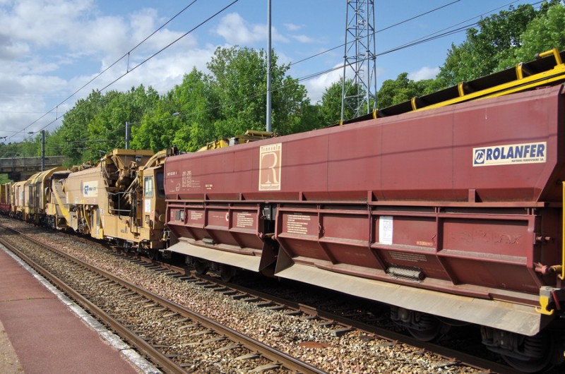 99 87 9 352 619-0 Falns (2019-07-30 Poix de Picardie).jpg (230.18 Kio) Vu 563 fois 99 87 9 352 619-0 Falns (2019-07-30 Poix de Picardie).jpg