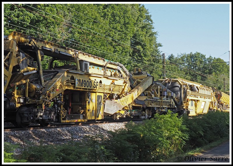 Train de  dégarnissage à Bersac (6).jpg