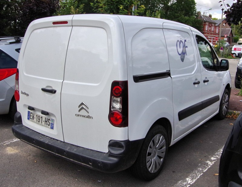 2019-08-12 Poix-de-Picardie (1).jpg (180.1 Kio) Vu 2375 fois 2019-08-12 Poix-de-Picardie (1).jpg