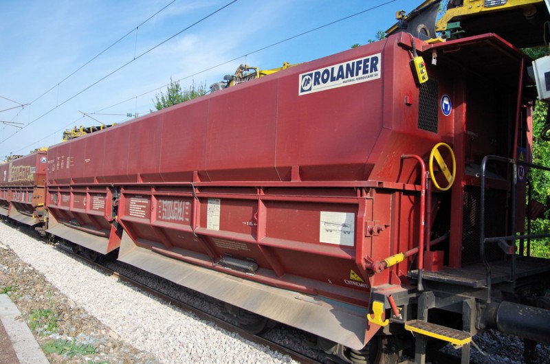 99 87 9 352 710-7 (2019-08-27 gare de Famechon) TR59 (13).jpg (185.29 Kio) Vu 515 fois 99 87 9 352 710-7 (2019-08-27 gare de Famechon) TR59 (13).jpg