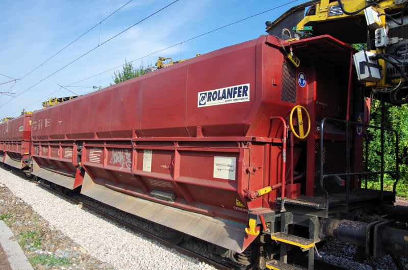 99 87 9 352 708-1 Falns (2019-08-27 gare de Famechon) TR57 (4).jpg (195.88 Kio) Vu 509 fois 99 87 9 352 708-1 Falns (2019-08-27 gare de Famechon) TR57 (4).jpg