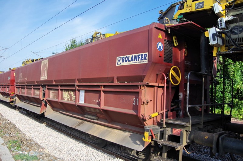 99 87 9 352 638-0 Falns (2019-08-27 gare de Famechon) TR31 (7).jpg (197.39 Kio) Vu 746 fois 99 87 9 352 638-0 Falns (2019-08-27 gare de Famechon) TR31 (7).jpg