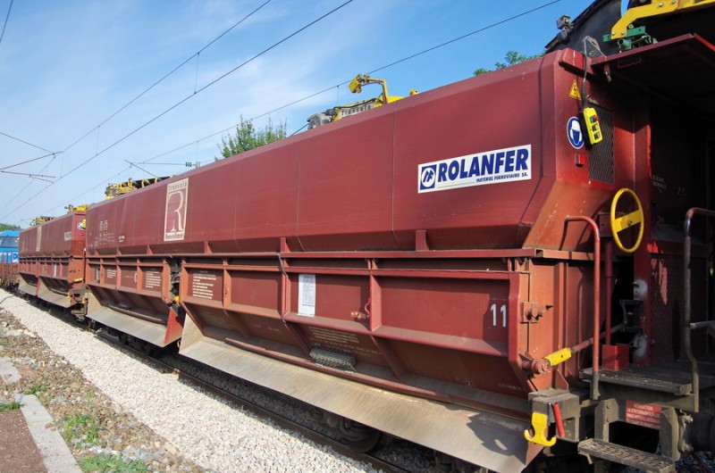 99 87 9 352 618-2 Falns (2019-08-27 gare de Famechon) TR11 (2).jpg (176.26 Kio) Vu 690 fois 99 87 9 352 618-2 Falns (2019-08-27 gare de Famechon) TR11 (2).jpg