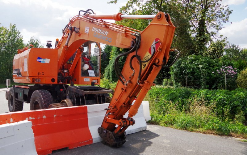 DOOSAN SOLAR 140WV-RW (2019-09-10 PN à Bacouel-sur-Selle) (4).jpg