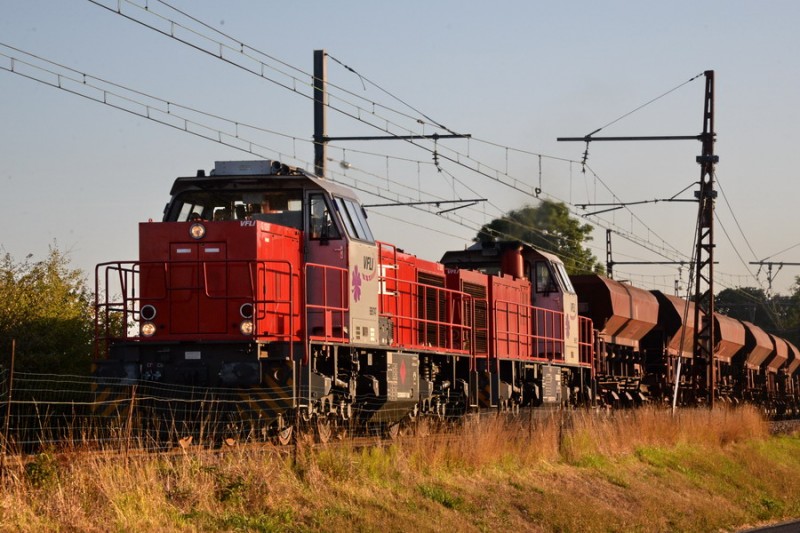 G 1206 BB 500 1889 (61747 + 61733 2019-09-19 vers Chartres - Jouy) train Infra.jpg