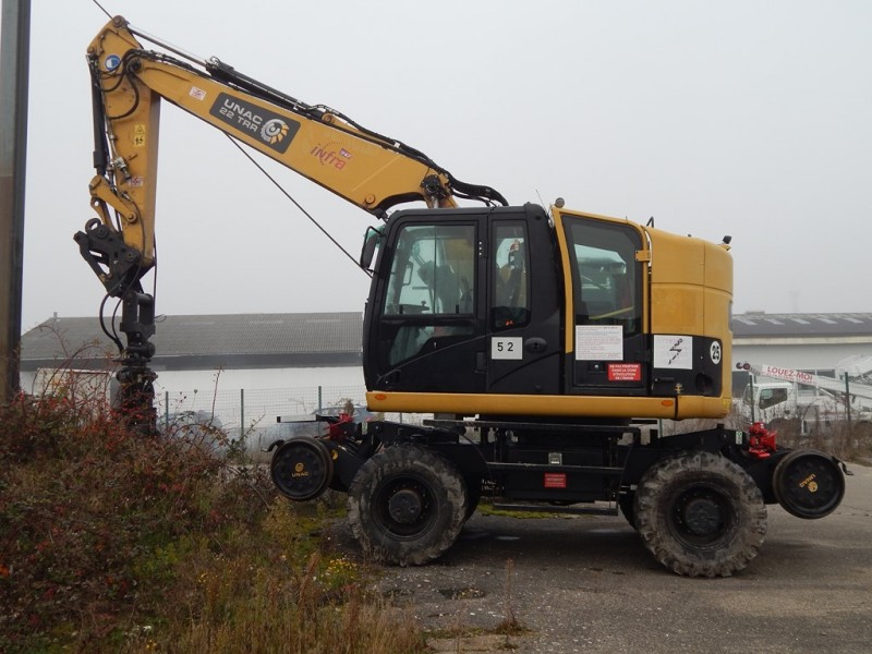 UNAC 22TRR - J5B00493 - SNCF (23) (Copier).JPG