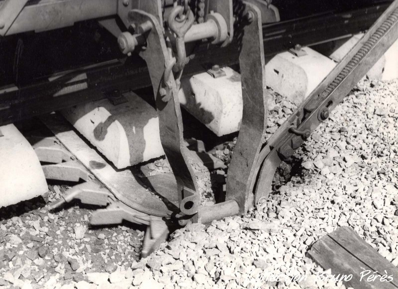 Dégarnisseuse Sheuchzer - Dehé (15) (light).jpg (248.7 Kio) Vu 7793 fois Dégarnisseuse Sheuchzer - Dehé (15) (light).jpg