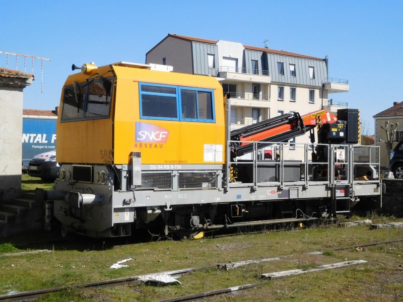 DU 84 RS - 9.759 - SNCF CF à Langeac 28-03-2021 (1).JPG
