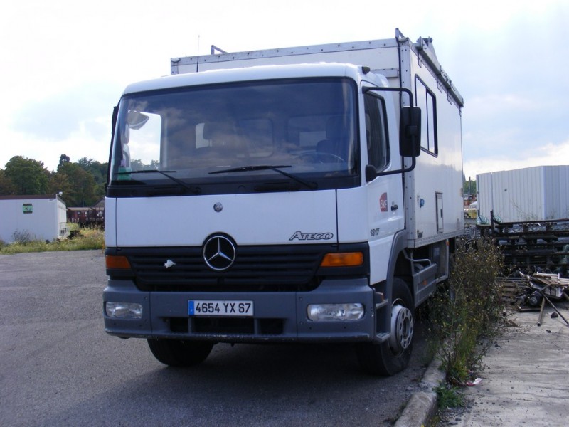 MERCEDES ATECO 1317 - 4654 YX 67 (6) (Copier).JPG