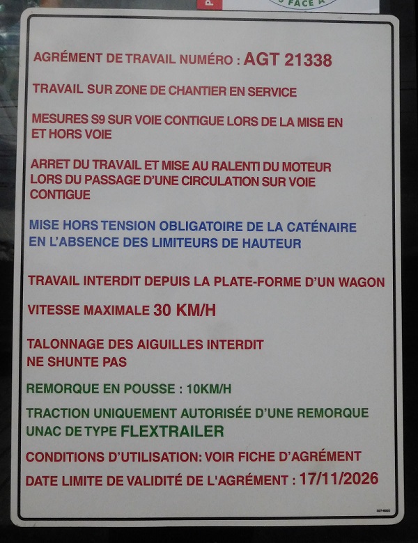 CATERPILLAR M323f - RH600118 - CHAMPENOISE Chasse-sur-Rhône 08-2022 (7).JPG